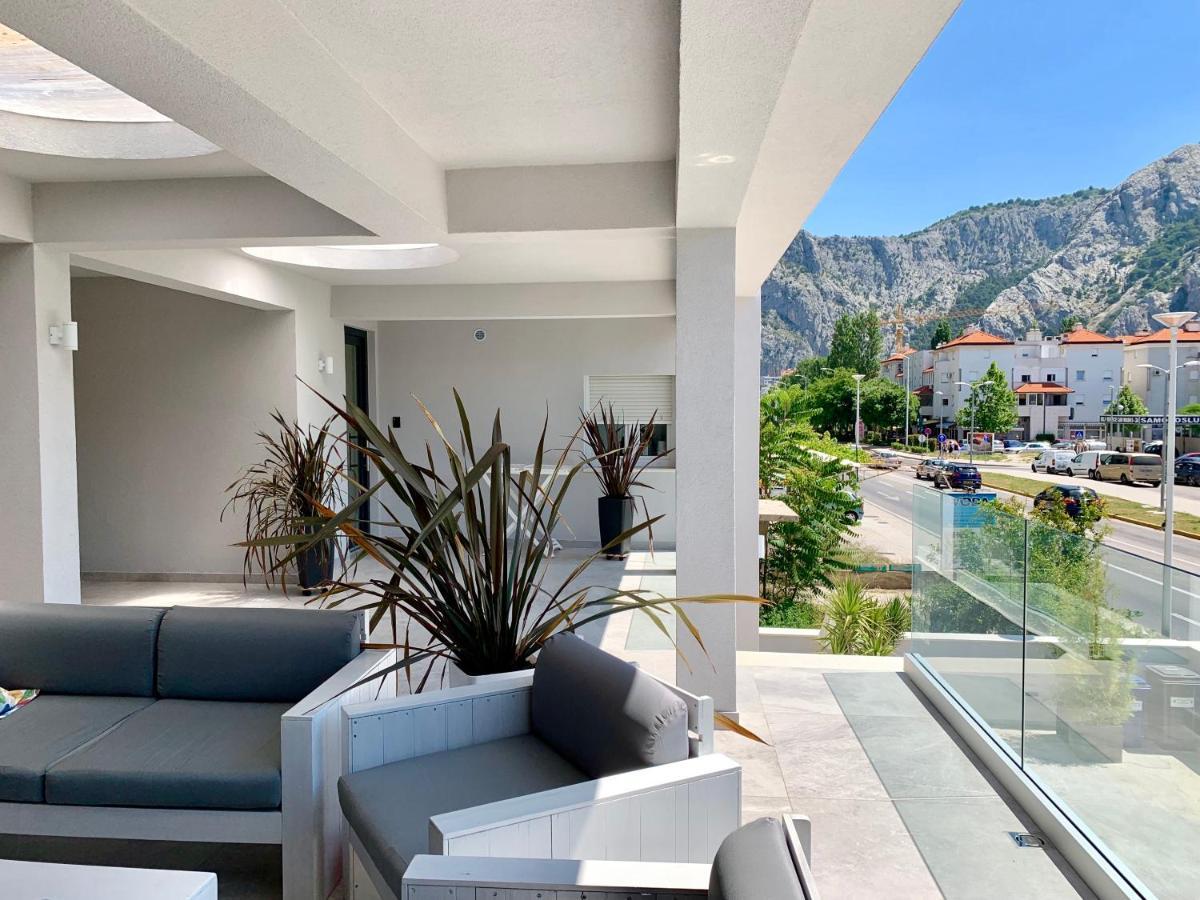 Deluxe Suites Mandic โอมิช ภายนอก รูปภาพ